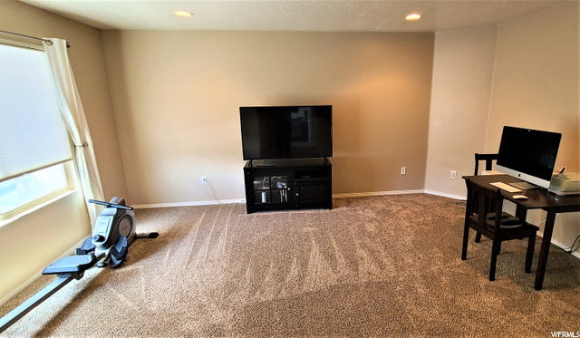 Loft - 4th bedroom possible