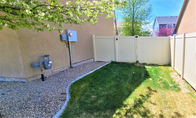 Side yard