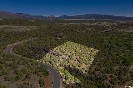 #241, New Harmony, UT 84757 — photo 3