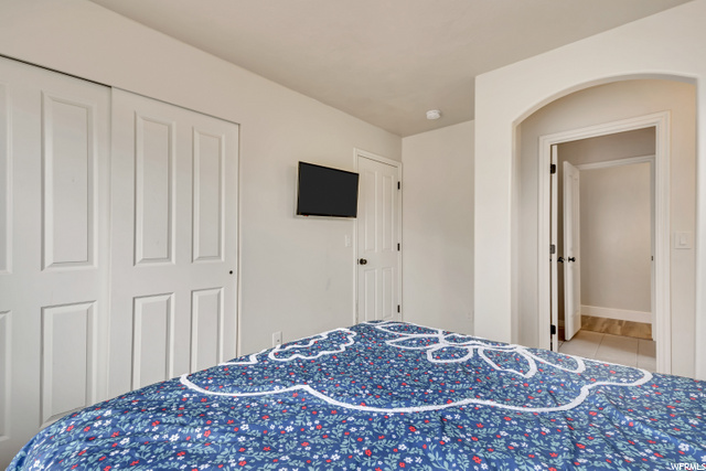 Upstairs Room 2