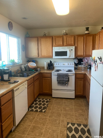 1389 S 675 E, Vernal, UT 84078 — photo 2