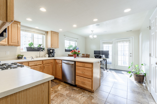 123 Penhurst Pl, Logan, UT 84341 — photo 9