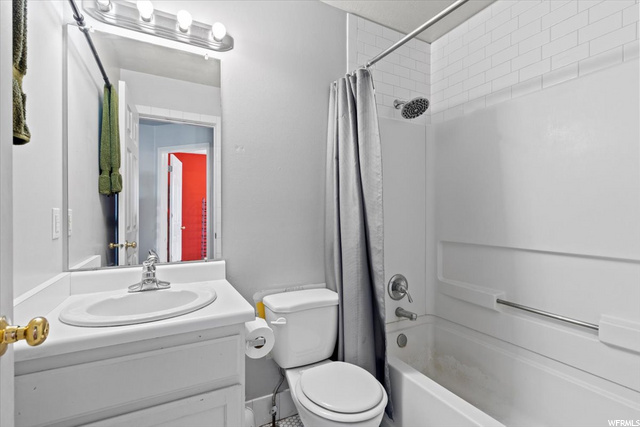 Upstair Bathroom