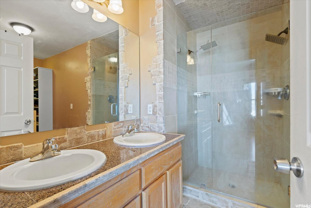 Masterbath