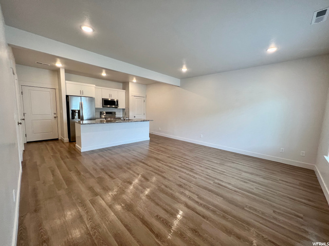 421 S 1580 E, Hyrum, UT 84319 — photo 6