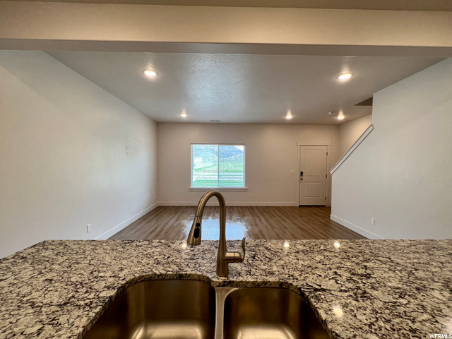 421 S 1580 E, Hyrum, UT 84319 — photo 7