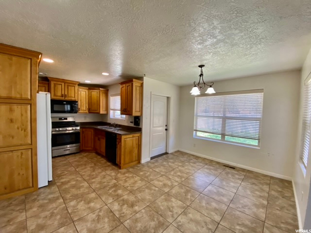 482 S 700 W, Vernal, UT 84078 — photo 6