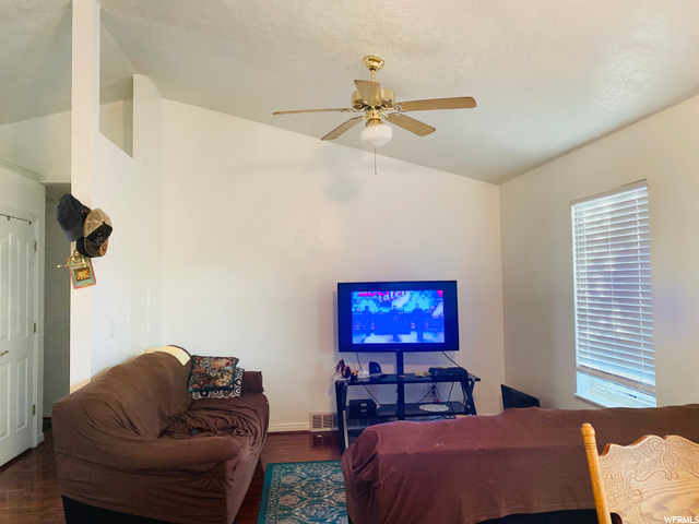 44 S Wapiti Loop E, Hyrum, UT 84319 — photo 3