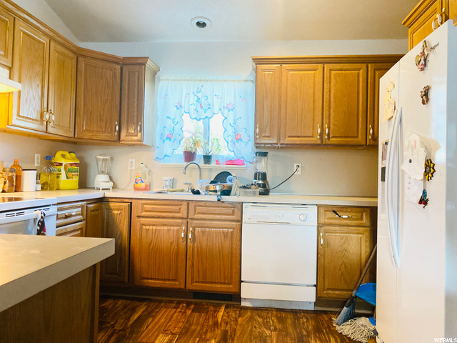 44 S Wapiti Loop E, Hyrum, UT 84319 — photo 4