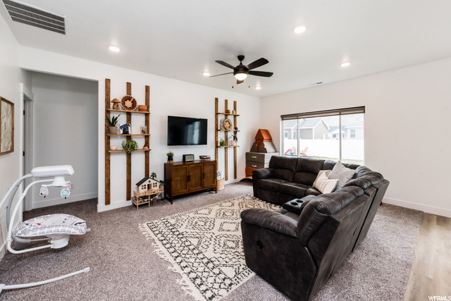525 S 720 E, Hyrum, UT 84319 — photo 8