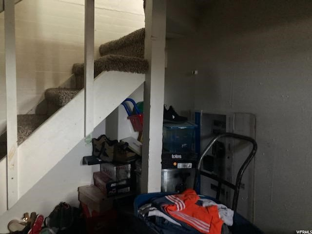 Fam rm/ 2nd bdrm poss