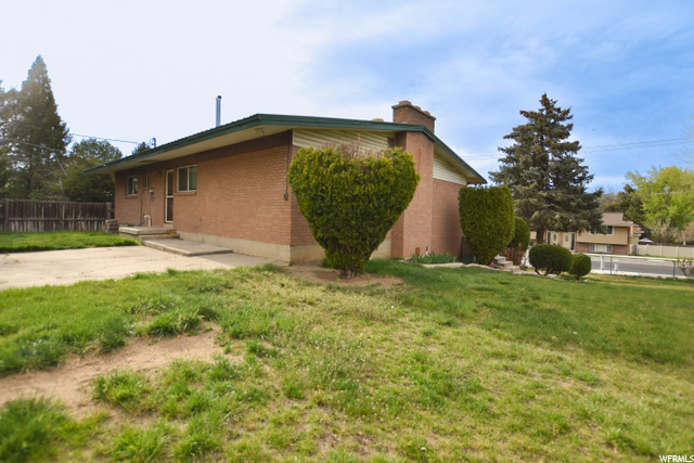 1690 E 8600 S, Sandy, UT 84093 — photo 3