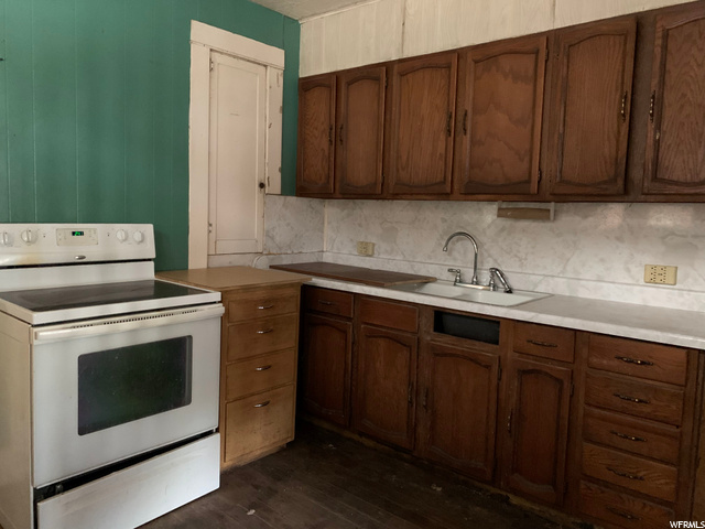 65 E Center St, Nephi, UT 84648 — photo 7