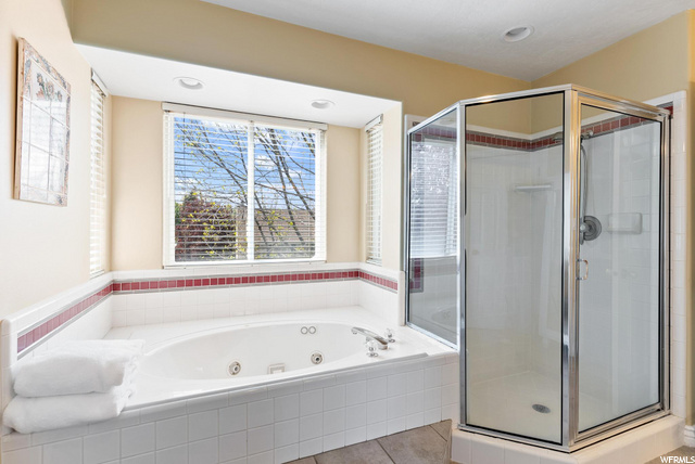 Main bathroom
