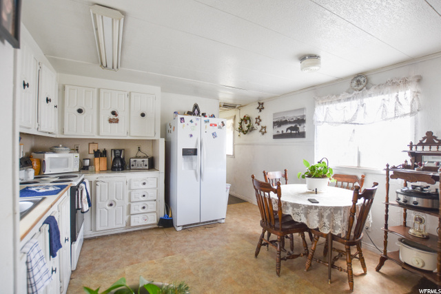 187 S 250 E, Salina, UT 84654 — photo 7