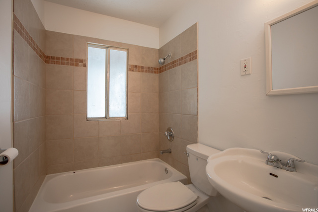 68 S Lakeview Dr, Clearfield, UT 84015 — photo 11