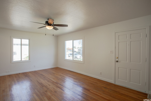 68 S Lakeview Dr, Clearfield, UT 84015 — photo 3