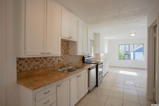 68 S Lakeview Dr, Clearfield, UT 84015 — photo 7