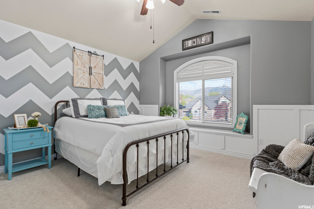 Upstairs bedroom 1