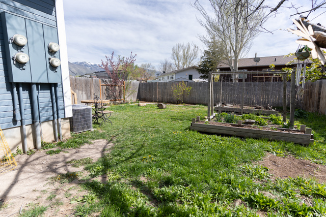 368 E 2700 N, Logan, UT 84341 — photo 8