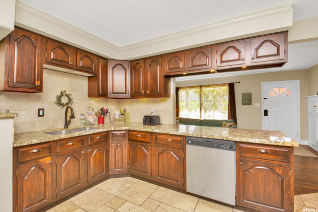 361 E 300 S, Bountiful, UT 84010 — photo 9