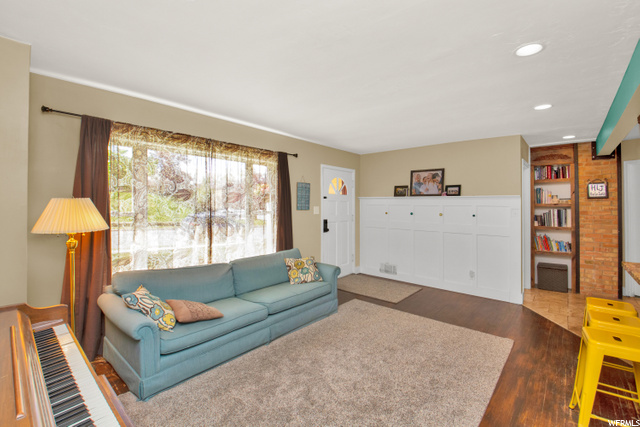 361 E 300 S, Bountiful, UT 84010 — photo 4