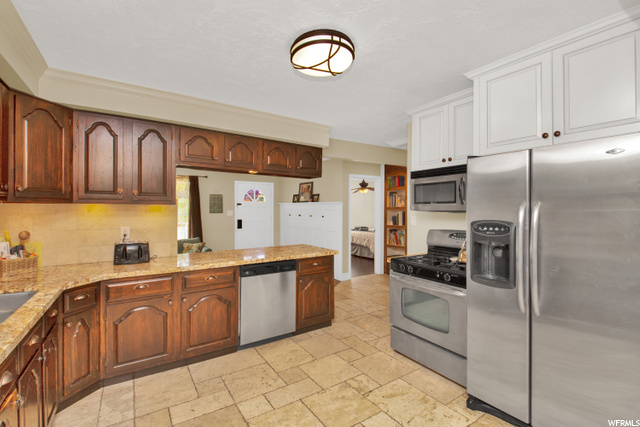 361 E 300 S, Bountiful, UT 84010 — photo 8