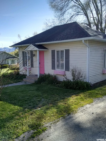 70 N Center St, Hyrum, UT 84319 — photo 2