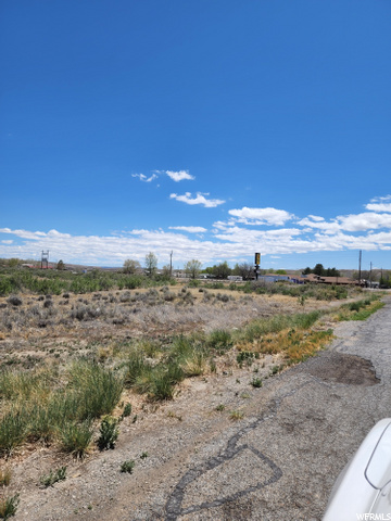 700 E Main St, Wellington, UT 84542 — photo 2