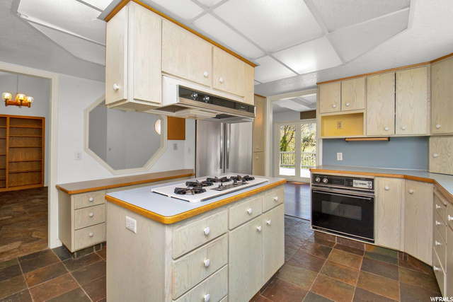 2718 N 2600 E, Layton, UT 84040 — photo 8
