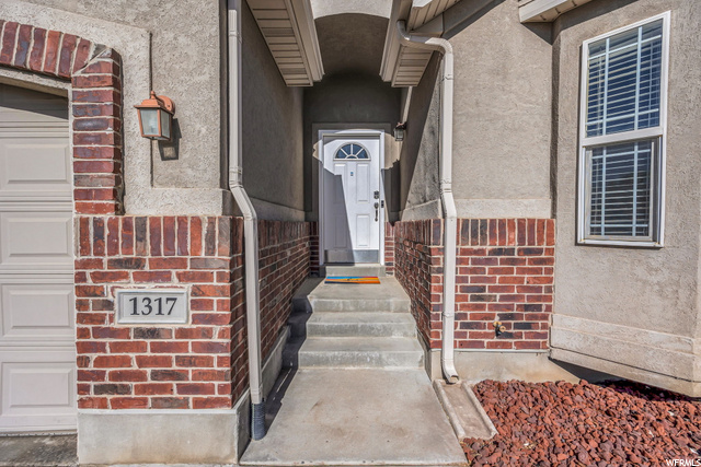 1317 N 2195 W, Clinton, UT 84015 — photo 4