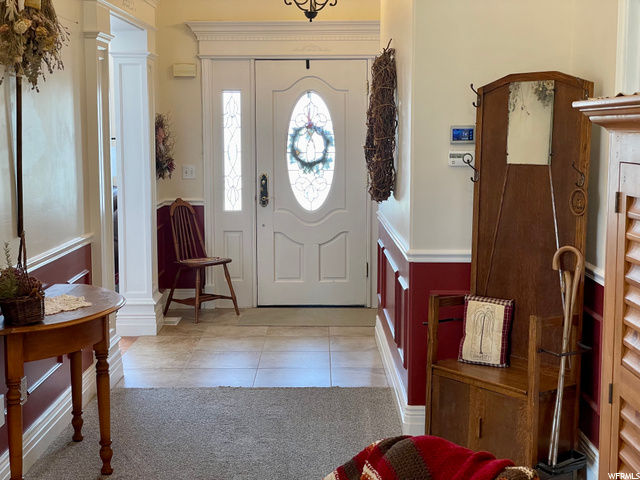 Entry way