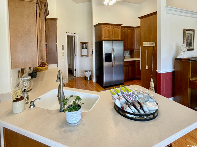 Refrigerator included