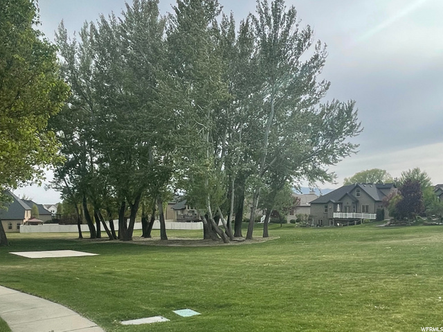 HOA park