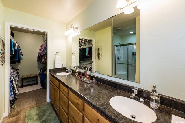 327 E 2230 N #B, North Logan, UT 84341 — photo 11