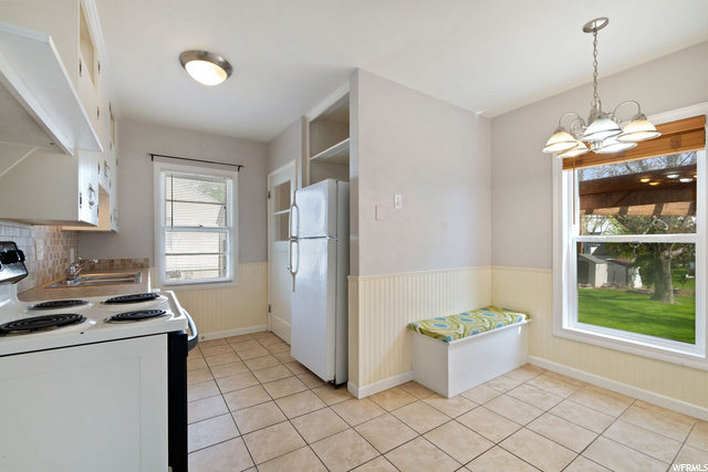 634 E Adams St, Layton, UT 84041 — photo 2