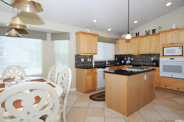 5352 S Baker St E, Murray, UT 84107 — photo 10