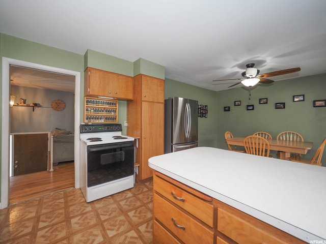 153 E 6850 S, Midvale, UT 84047 — photo 10