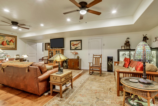 Basement Apt Family Room