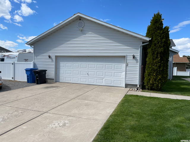 422 S 800 E, Hyrum, UT 84319 — photo 7