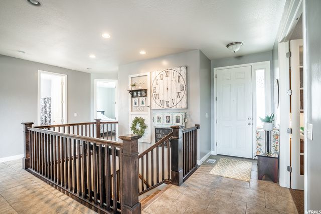 Upstairs entryway