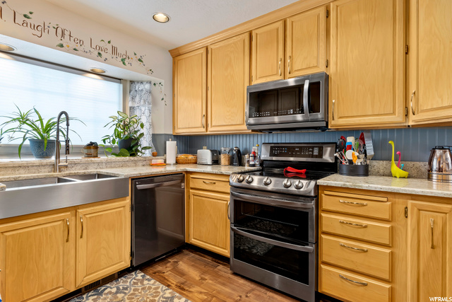 5458 S 150 E, Washington Terrace, UT 84405 — photo 7