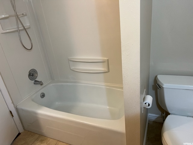 tub/toilet