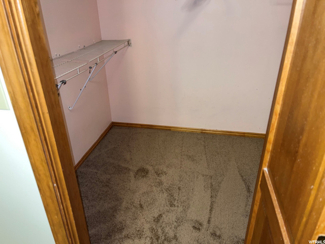 Walk In Closet