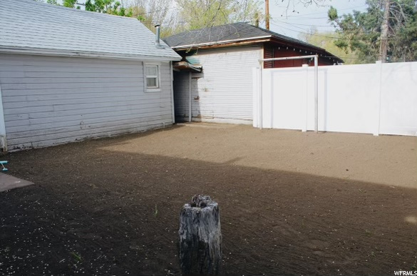 Back yard & Detached room