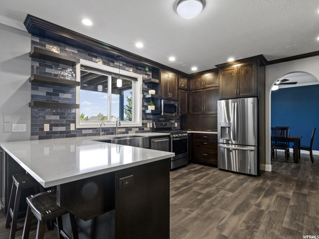Grantie counters and tile back splash