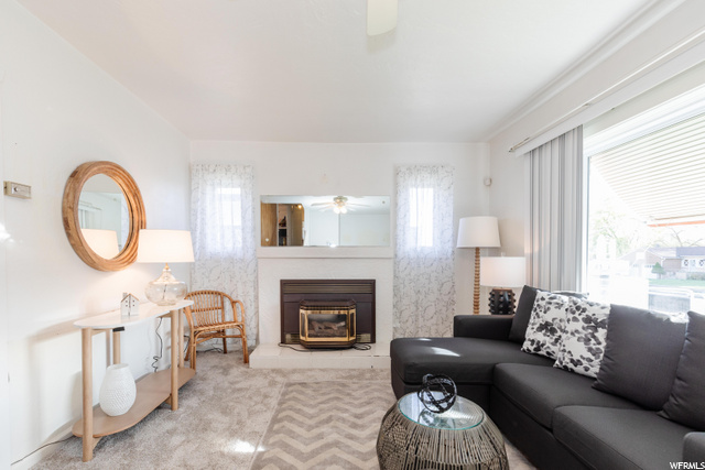704 S 600 E, River Heights, UT 84321 — photo 2
