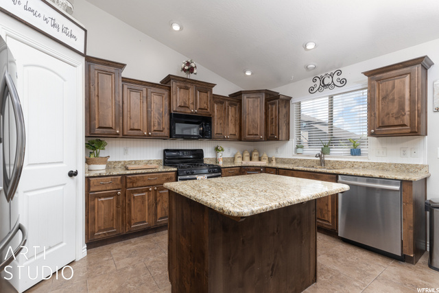 1891 S 2265 W, Syracuse, UT 84075 — photo 10