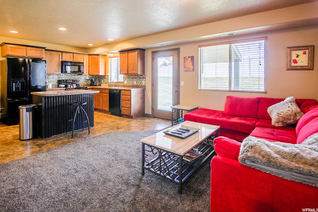 1889 W 5050 S, Roy, UT 84067 — photo 4