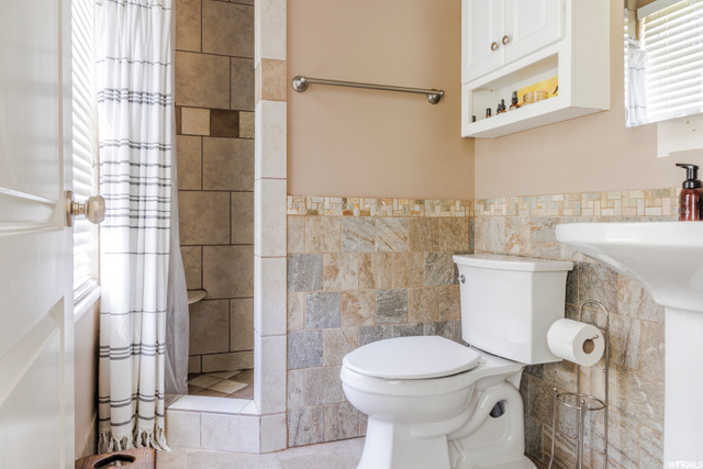 2073 E 10095 S, Sandy, UT 84092 — photo 11